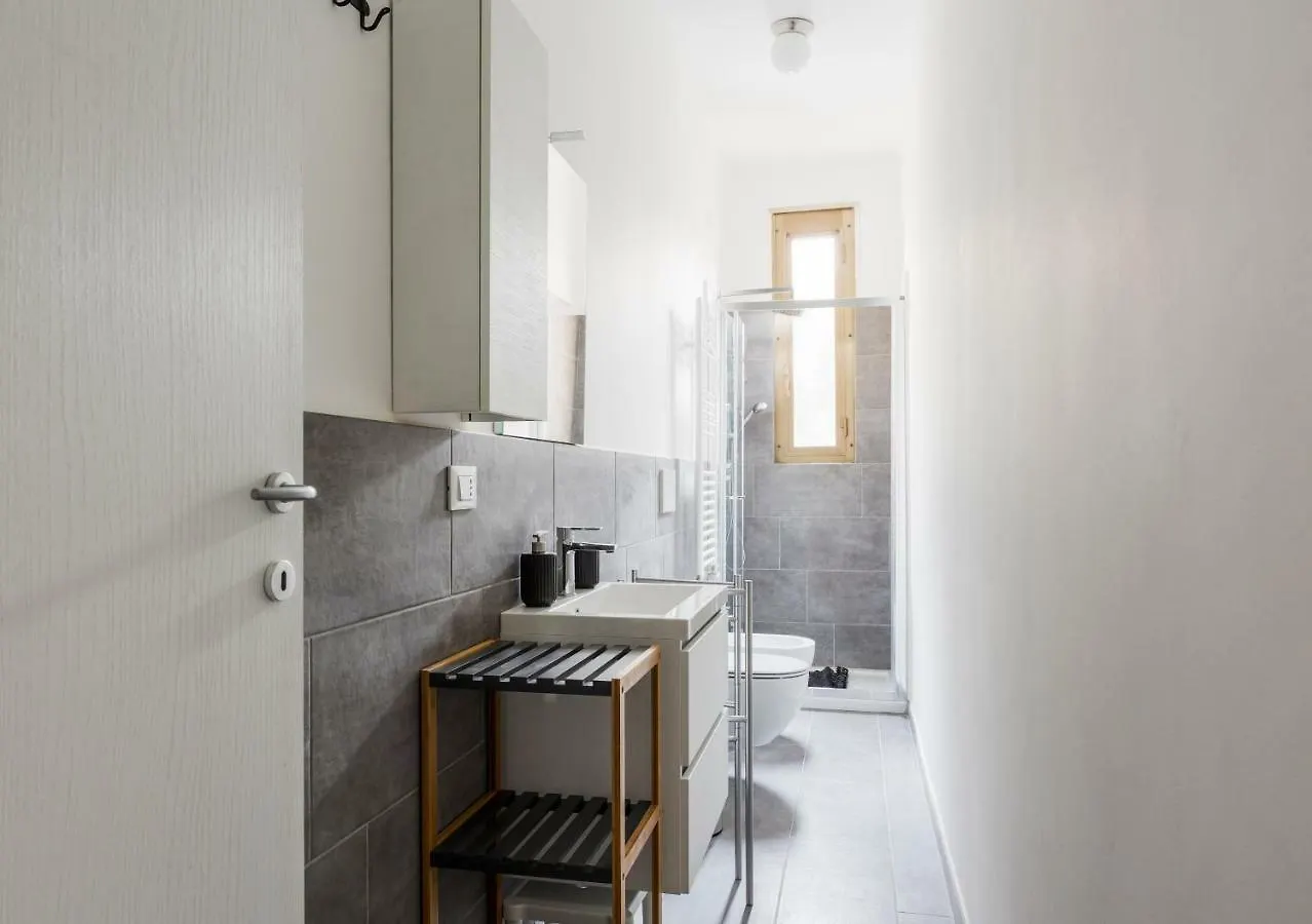 Comfortable Family Group Apartment Via Paruta Milano 0*,  İtalya